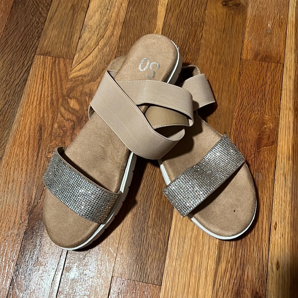 SO Sandals